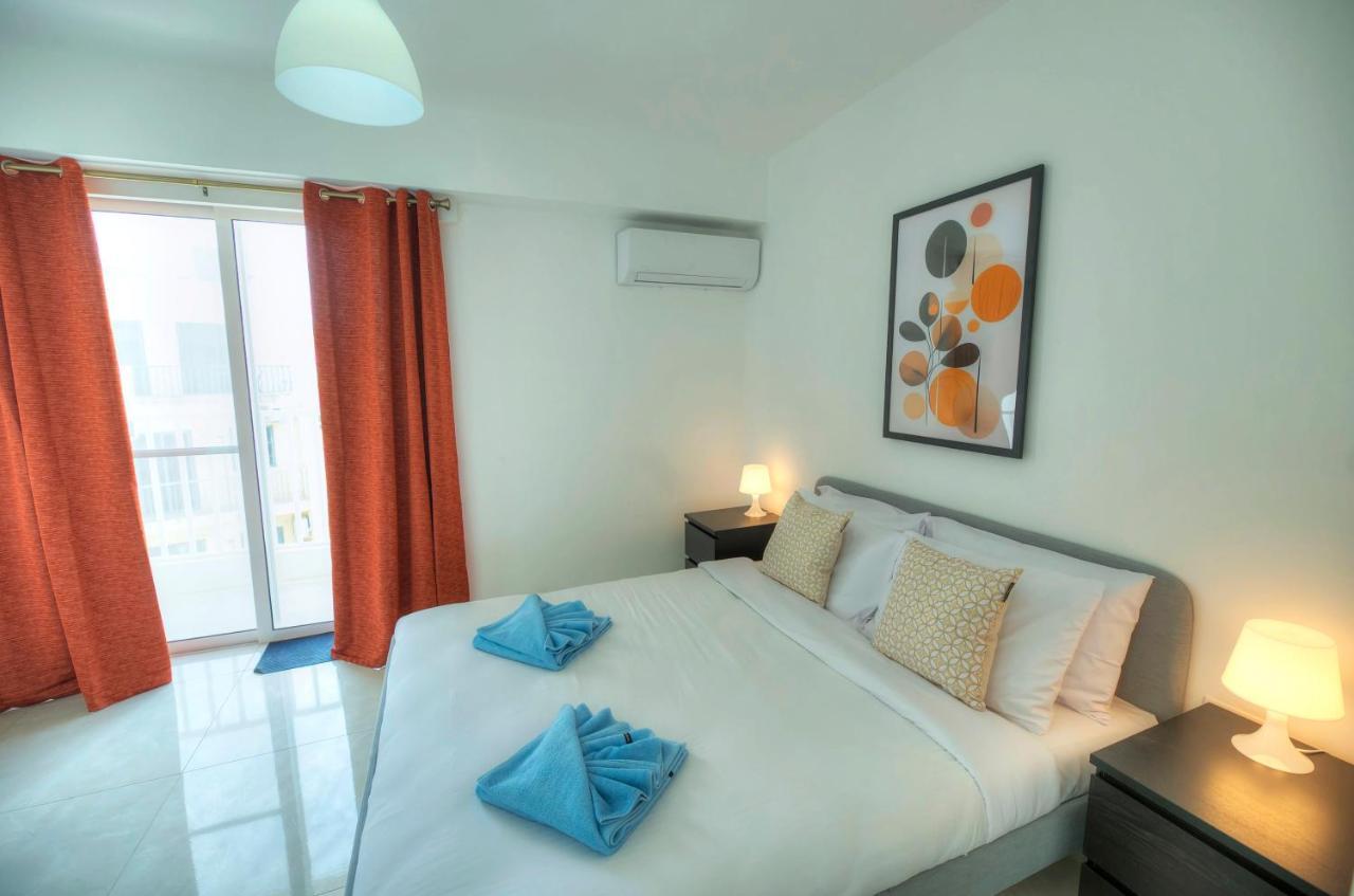 Seafront Beautifully Furnished 2 Bedrooms Gogzr-3 Gzira Extérieur photo